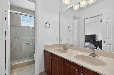 480 Cambridge Drive Weston FL 33326