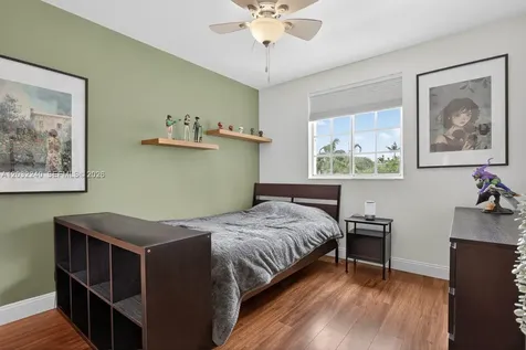 480 Cambridge Drive Weston FL 33326