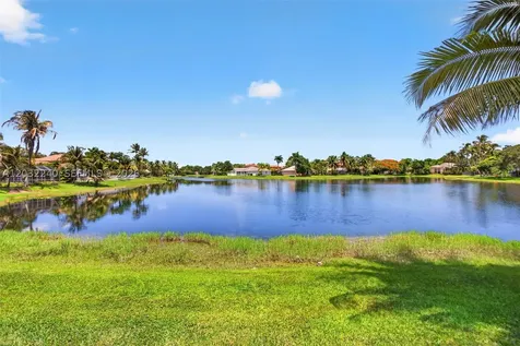 480 Cambridge Drive Weston FL 33326