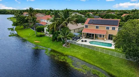480 Cambridge Drive Weston FL 33326