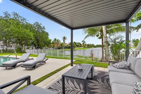 480 Cambridge Drive Weston FL 33326