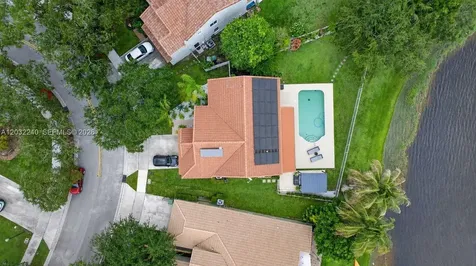 480 Cambridge Drive Weston FL 33326
