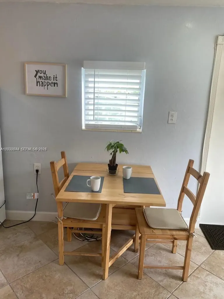2526 Mckinley Street Hollywood FL 33020