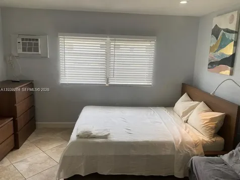 2526 Mckinley Street Hollywood FL 33020