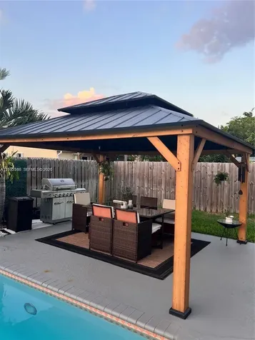 9571 NW 52nd Street Sunrise FL 33351