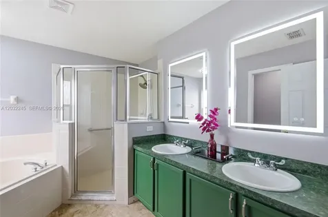 2402 Accord Terrace Kissimmee FL 34758