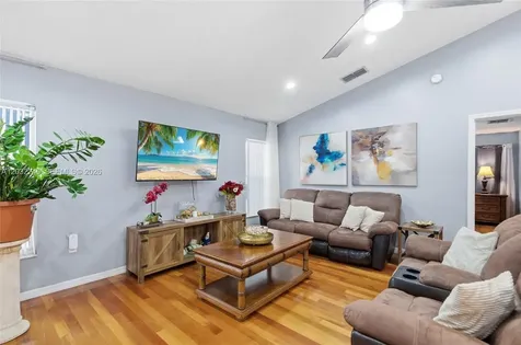 2402 Accord Terrace Kissimmee FL 34758