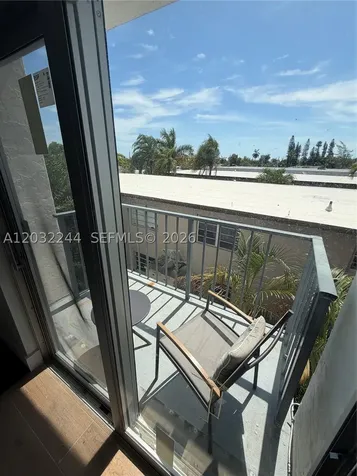 1960 Marseille Drive Miami Beach FL 33141