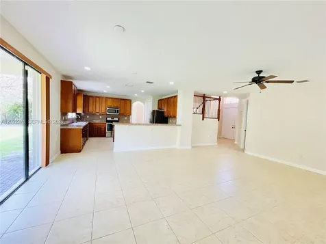 7427 SW 189th Street Cutler Bay FL 33157