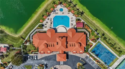 7427 SW 189th Street Cutler Bay FL 33157