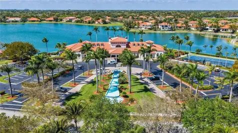 7427 SW 189th Street Cutler Bay FL 33157