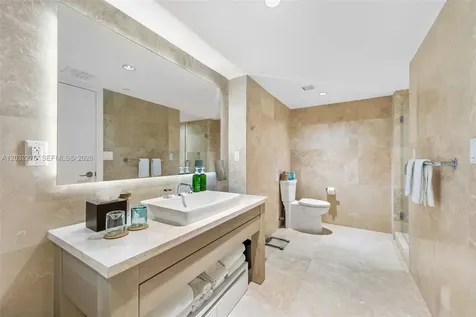102 24th Street Miami Beach FL 33139