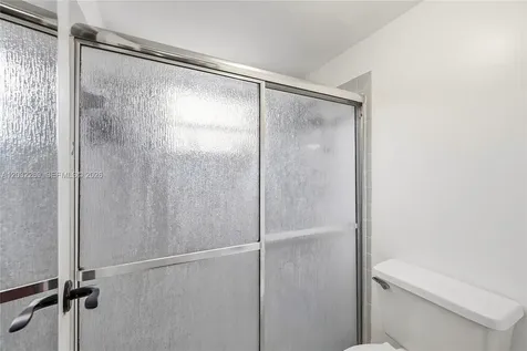 Pembroke Pines FL 33025