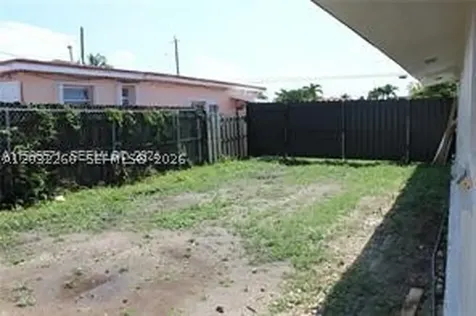 4035 E 2nd Avenue Hialeah FL 33013