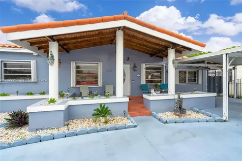 4820 W 2nd Lane Hialeah FL 33012