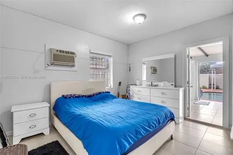 4820 W 2nd Lane Hialeah FL 33012