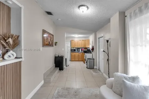 4820 W 2nd Lane Hialeah FL 33012