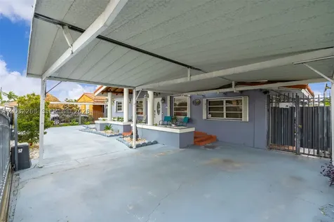 4820 W 2nd Lane Hialeah FL 33012