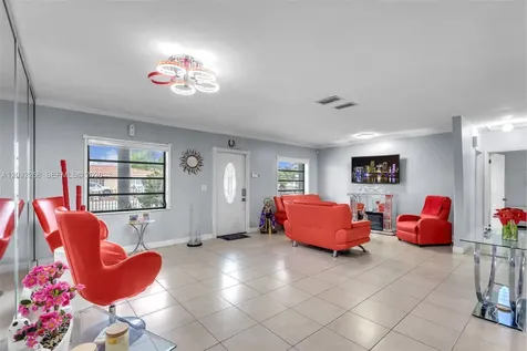 4820 W 2nd Lane Hialeah FL 33012
