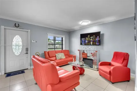 4820 W 2nd Lane Hialeah FL 33012