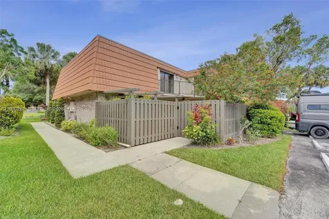 11100 SW 15th Manor Davie FL 33324