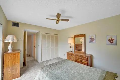 11100 SW 15th Manor Davie FL 33324