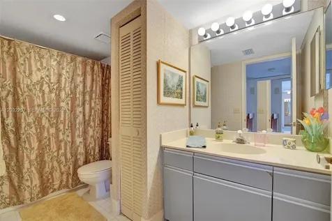 11100 SW 15th Manor Davie FL 33324