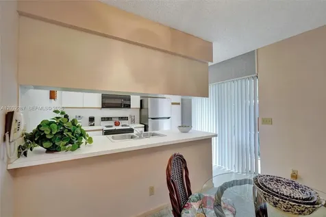 11100 SW 15th Manor Davie FL 33324