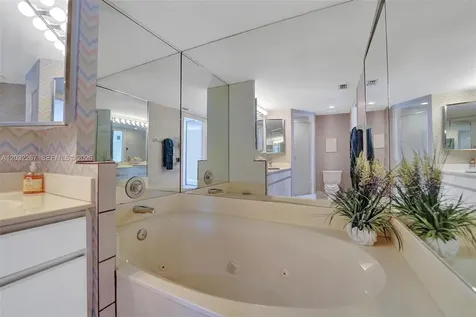 11100 SW 15th Manor Davie FL 33324
