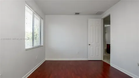 19434 SW 78th Avenue Cutler Bay FL 33157