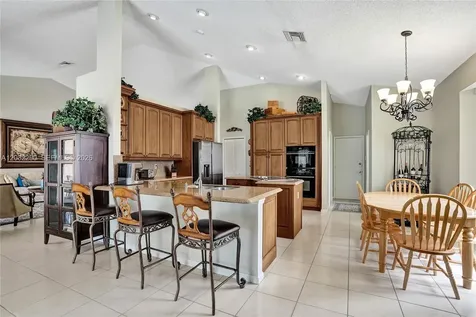 8269 NW 40th Court Coral Springs FL 33065