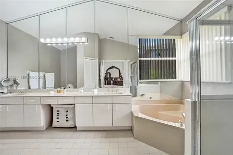 8269 NW 40th Court Coral Springs FL 33065