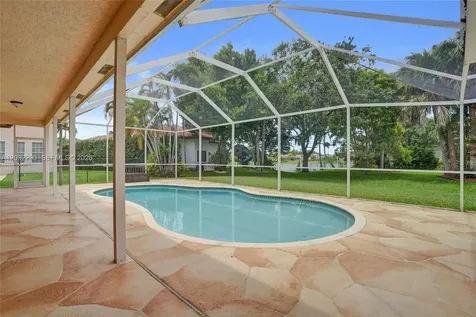 8269 NW 40th Court Coral Springs FL 33065