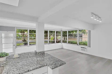 3940 NW 47th Avenue Lauderdale Lakes FL 33319