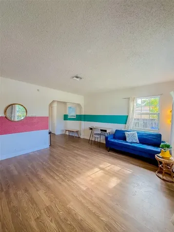2740 Dewey Street Hollywood FL 33020