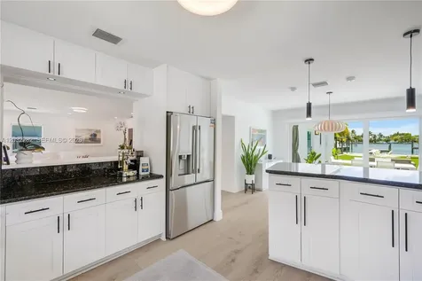 930 Stillwater Drive Miami Beach FL 33141