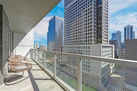 55 SE 6th Street Miami FL 33131