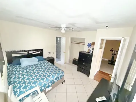 Miami FL 33168