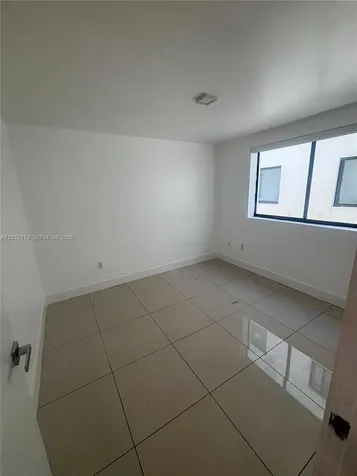 829 SW 18th Avenue Miami FL 33135