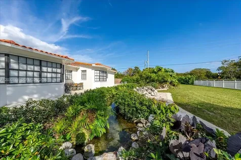 7705 SW 66th Street Miami FL 33143
