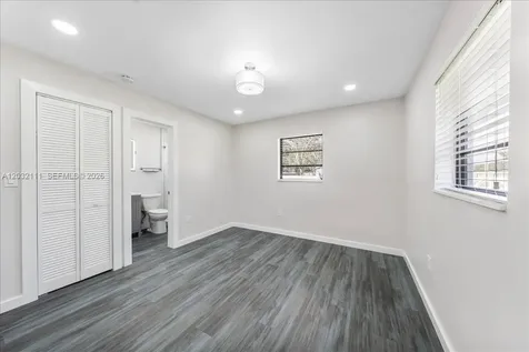 7705 SW 66th Street Miami FL 33143