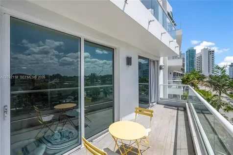 6362 Collins Avenue Miami Beach FL 33141