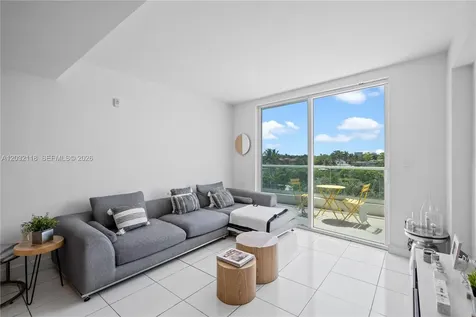 6362 Collins Avenue Miami Beach FL 33141
