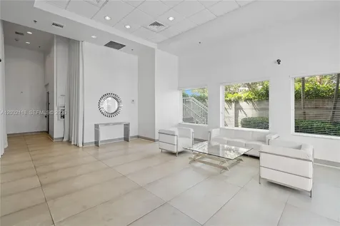 6362 Collins Avenue Miami Beach FL 33141