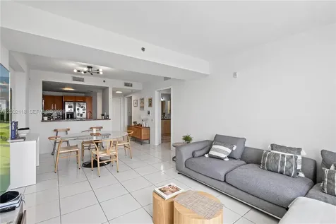 6362 Collins Avenue Miami Beach FL 33141
