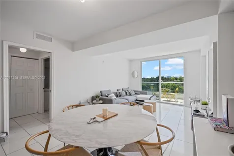 6362 Collins Avenue Miami Beach FL 33141