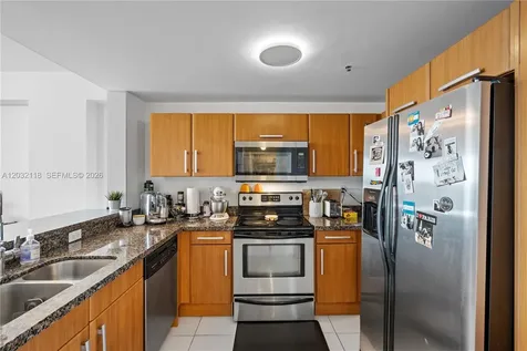 6362 Collins Avenue Miami Beach FL 33141