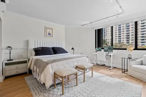 520 Brickell Key Drive Miami FL 33131
