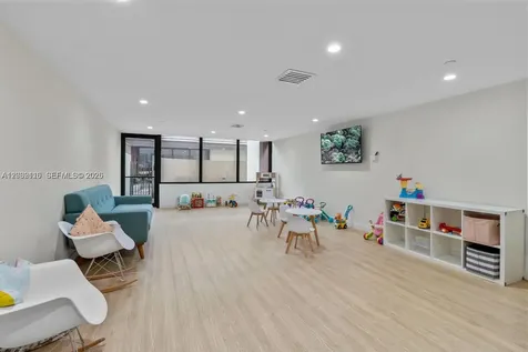 520 Brickell Key Drive Miami FL 33131