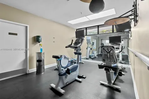 520 Brickell Key Drive Miami FL 33131